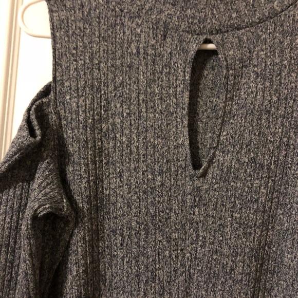 Gray cold shoulder sweater dress - Picture 3 of 3